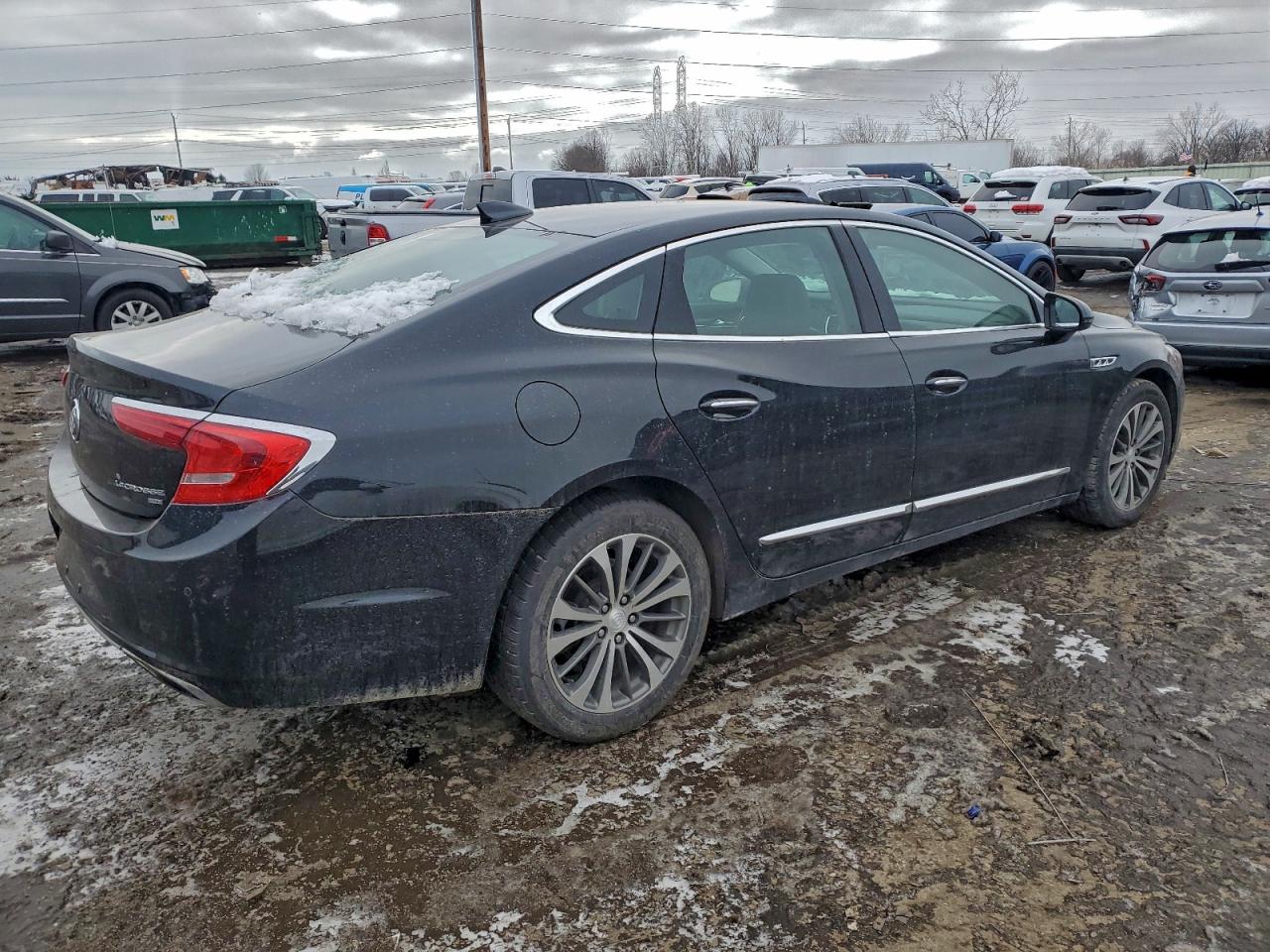 2018 BUICK LACROSSE PREMIUM photo 3