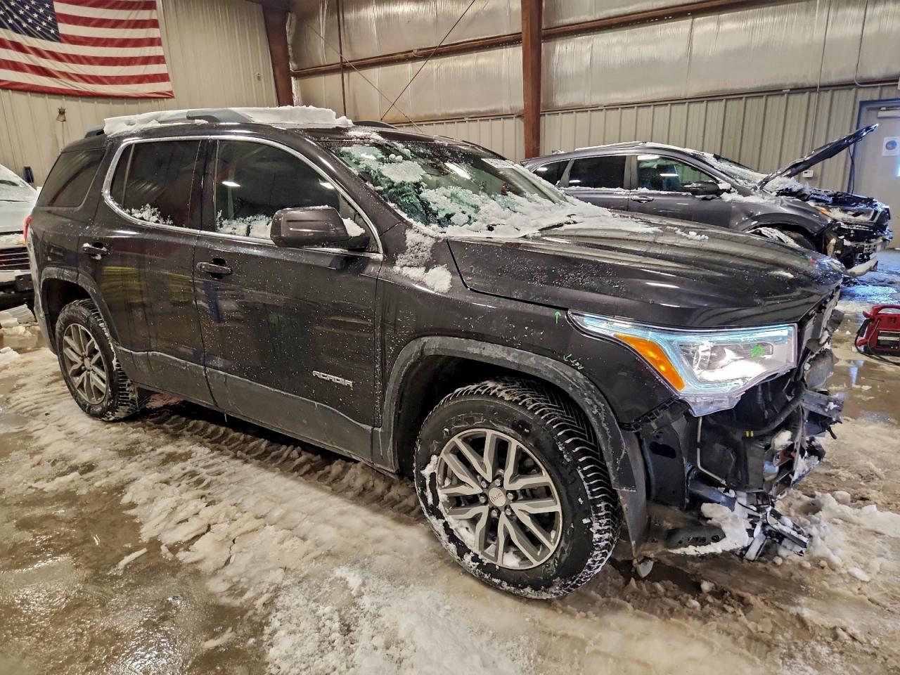 2017 GMC ACADIA SLE photo 4