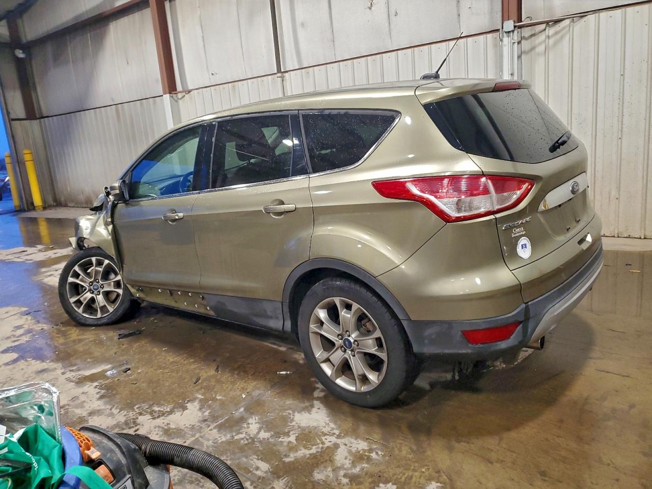 2013 FORD ESCAPE SEL photo 2