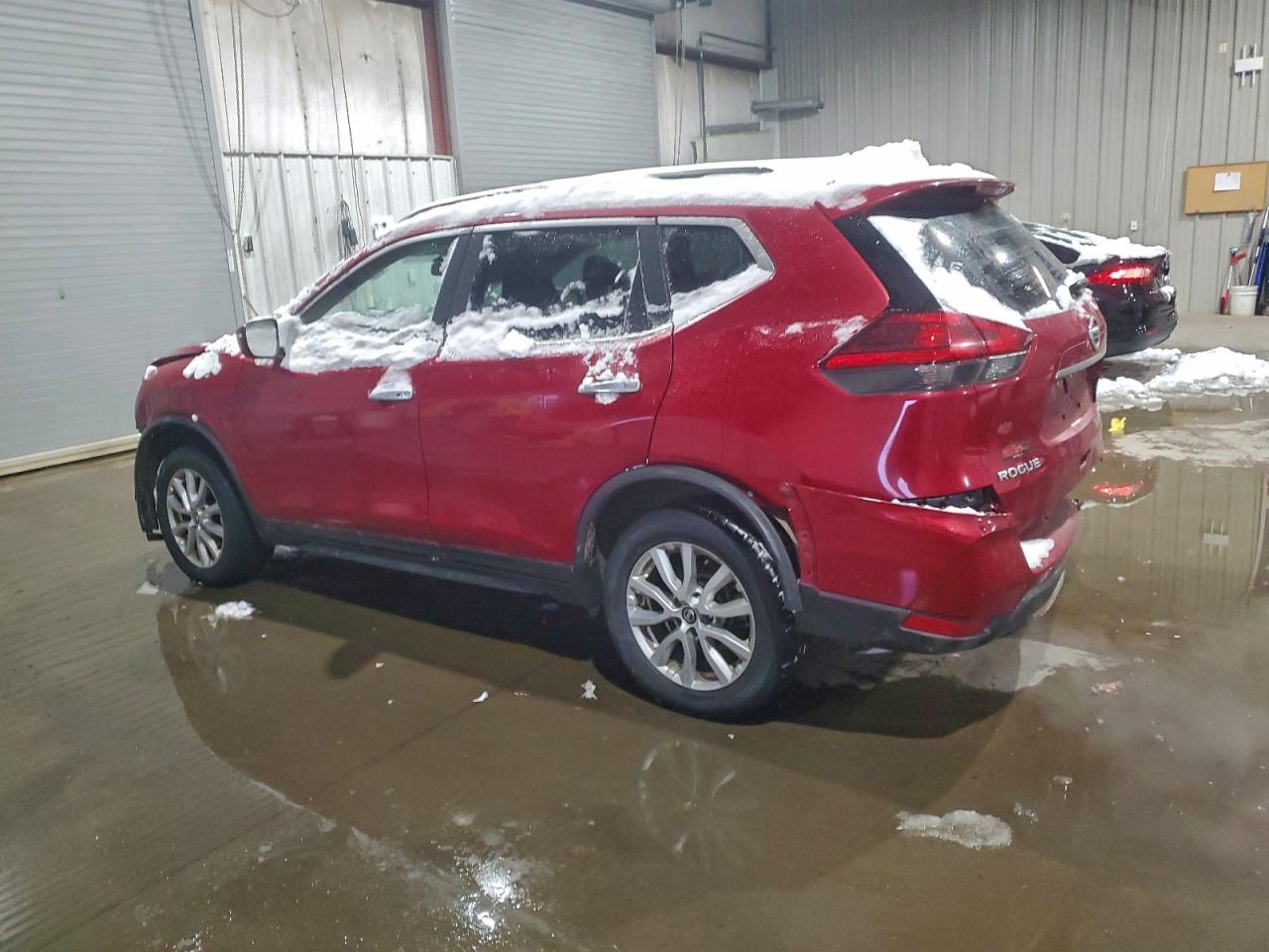 2017 NISSAN ROGUE S photo 2