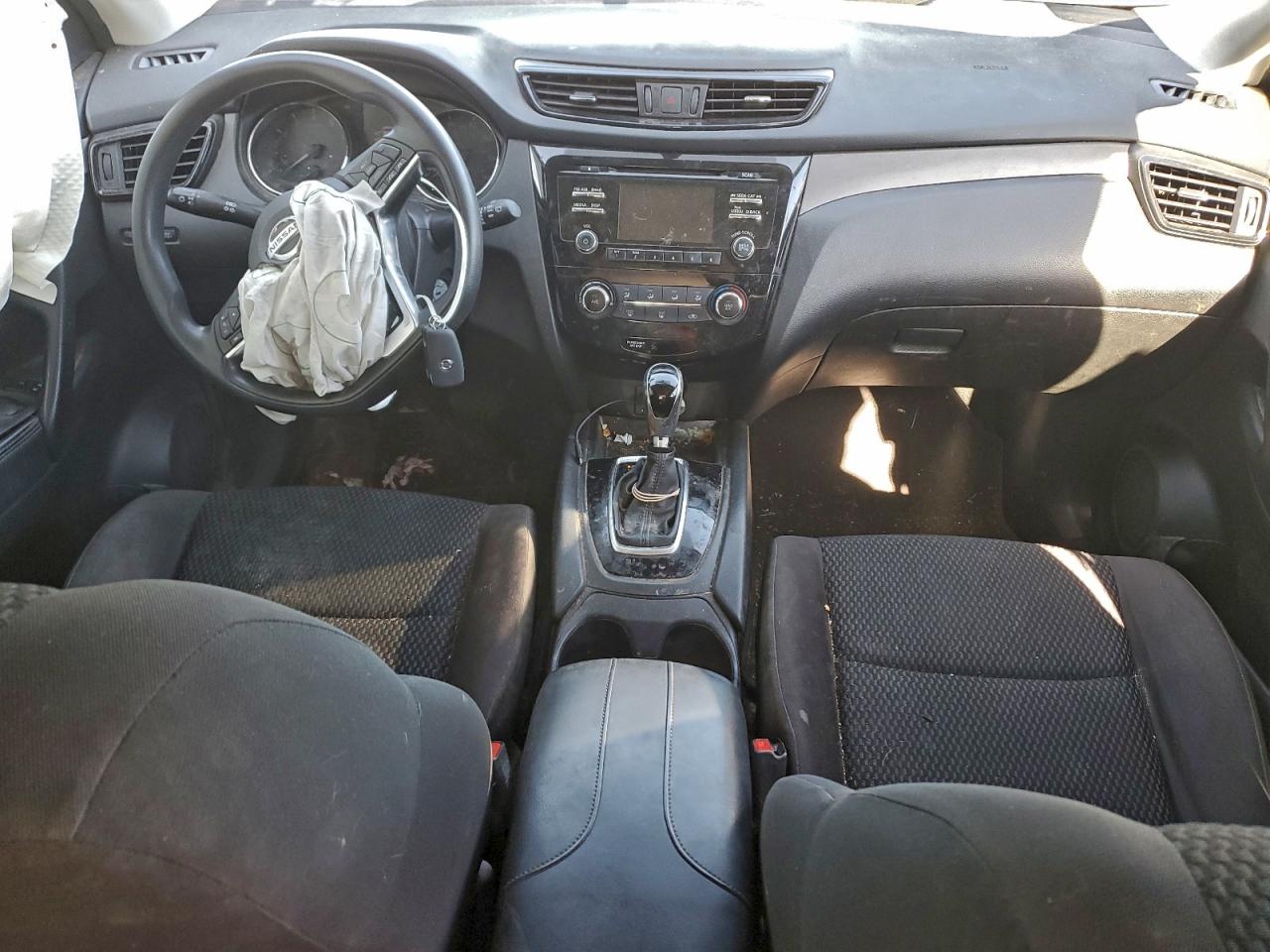 2018 NISSAN ROGUE SPORT S photo 22