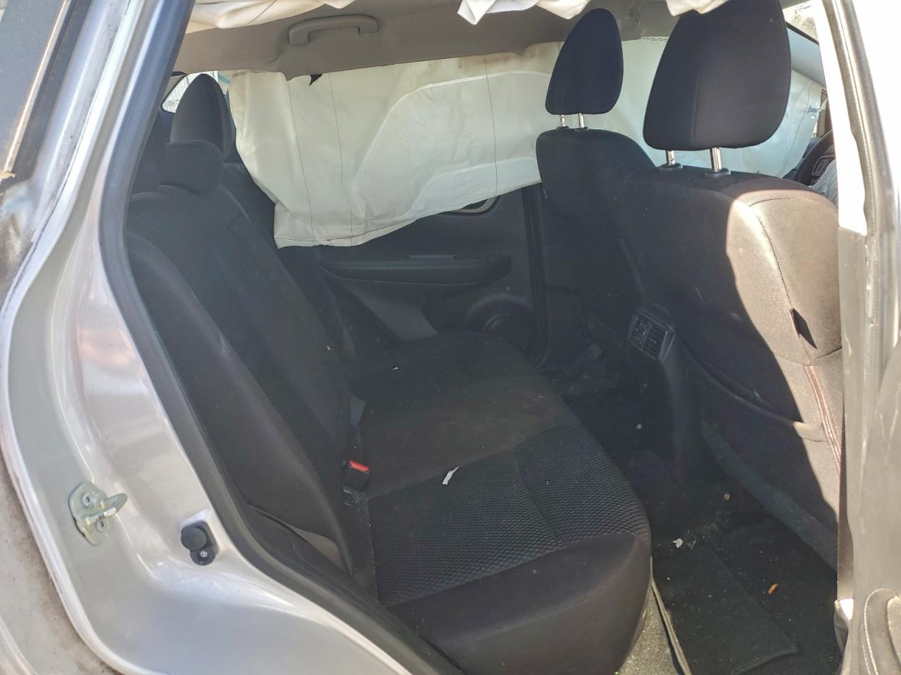 2018 NISSAN ROGUE SPORT S photo 28