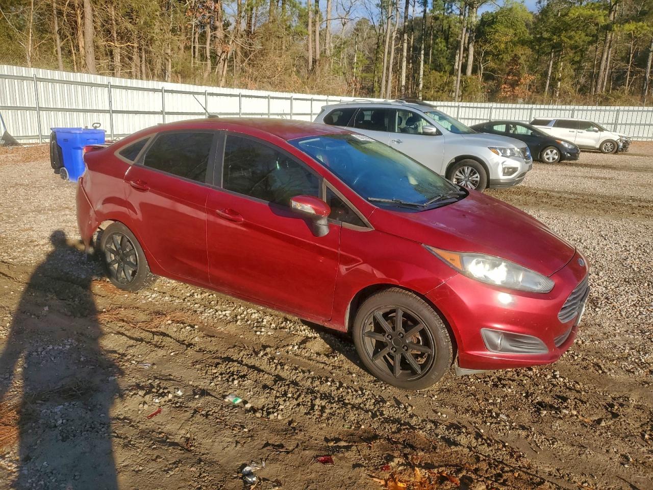 2016 FORD FIESTA SE photo 4