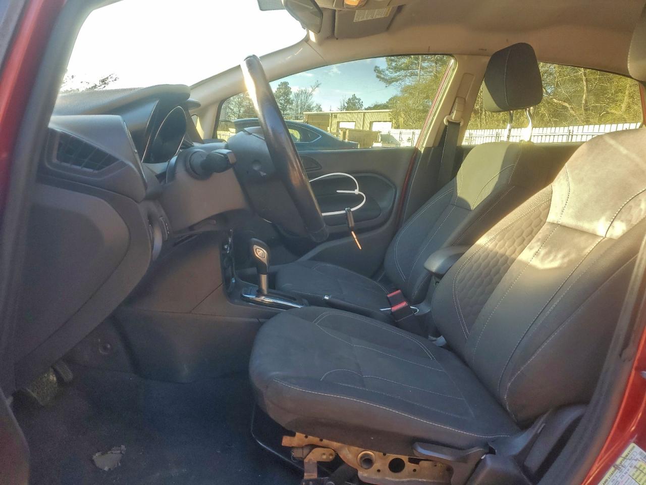 2016 FORD FIESTA SE photo 7