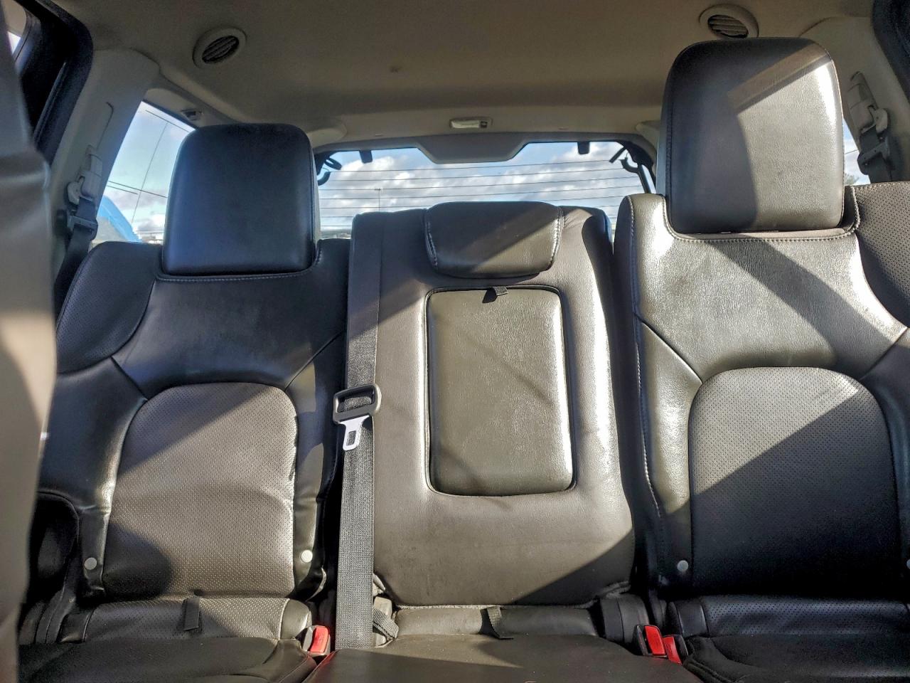 2012 NISSAN PATHFINDER S photo 10