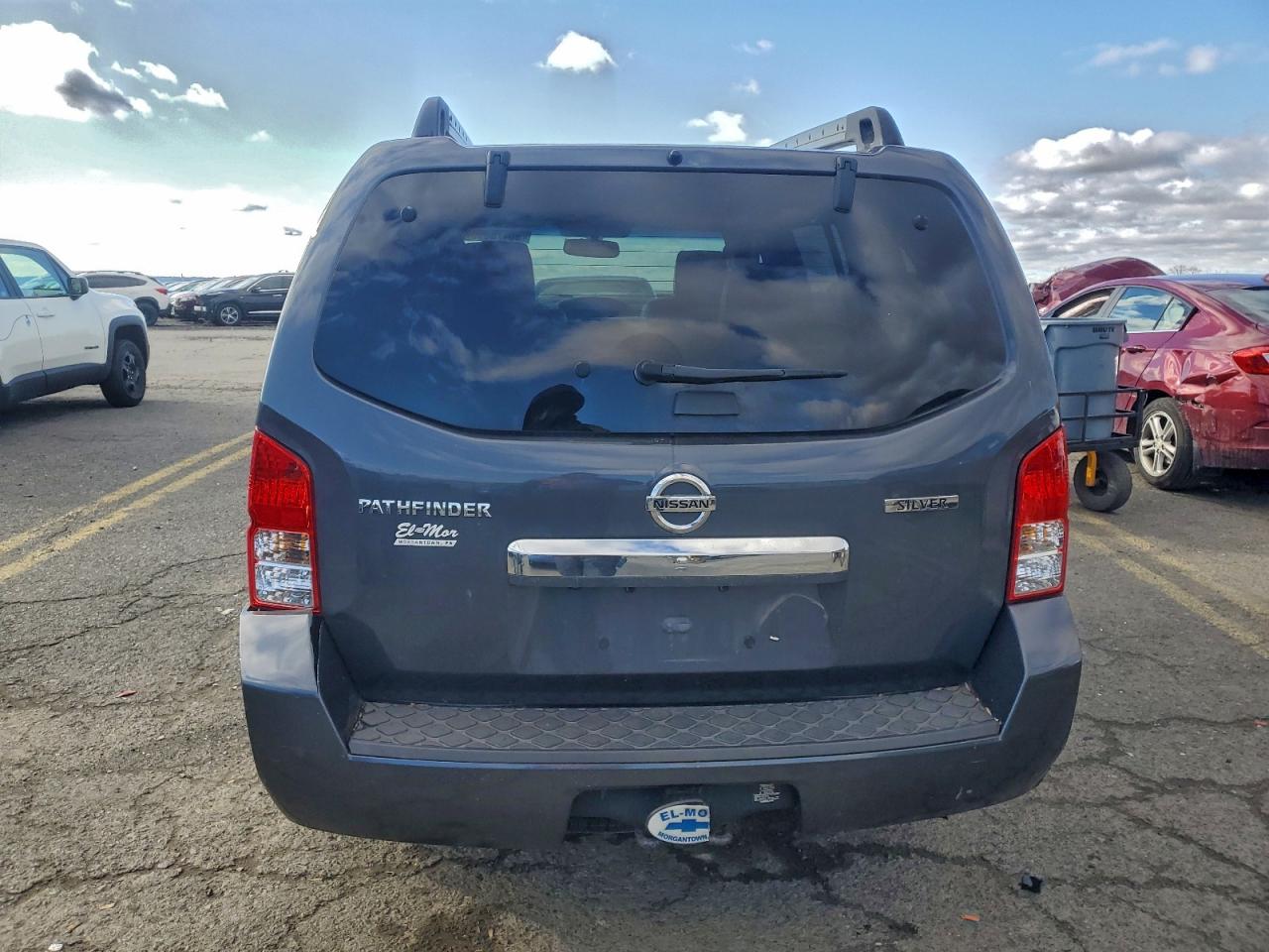 2012 NISSAN PATHFINDER S photo 6