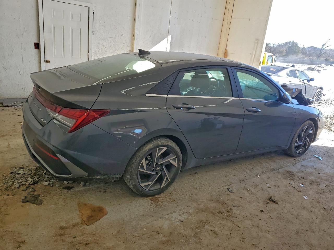 2024 HYUNDAI ELANTRA LIMITED photo 3