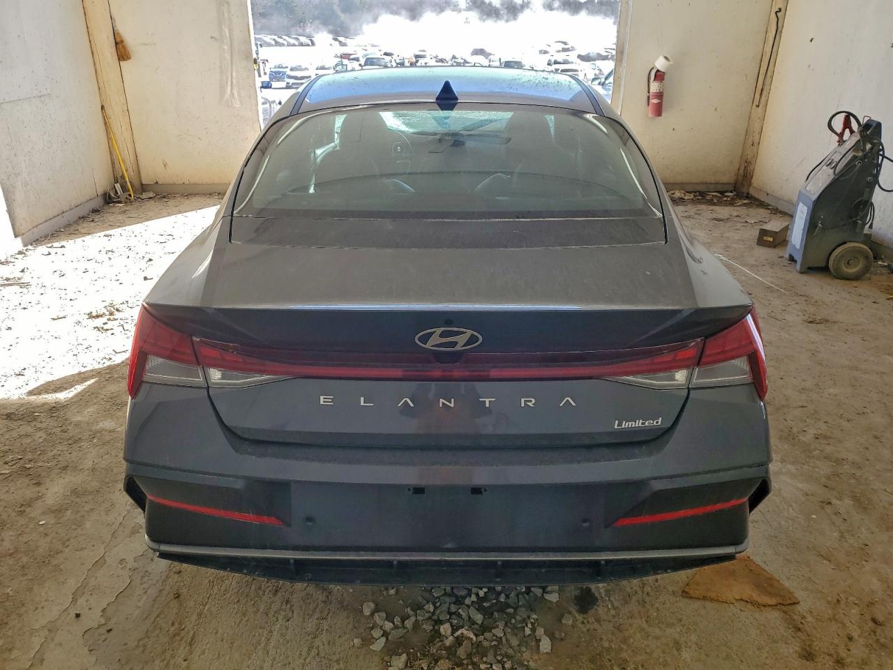 2024 HYUNDAI ELANTRA LIMITED photo 6