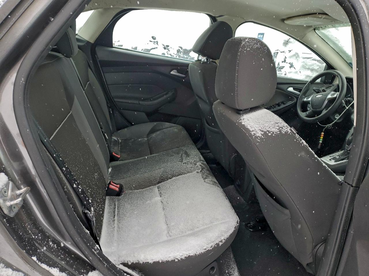 2014 FORD FOCUS SE photo 10