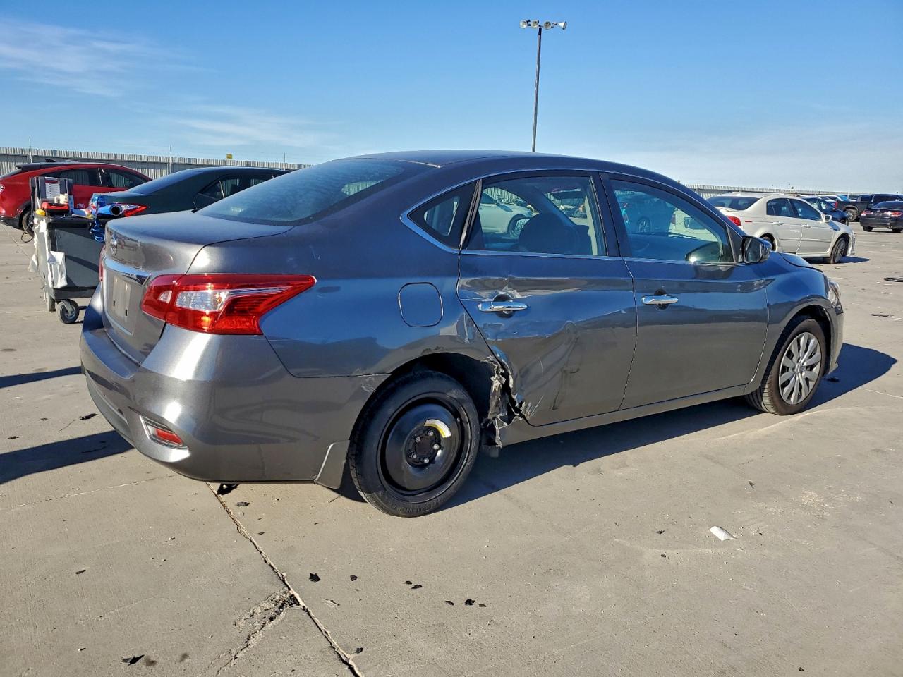 2016 NISSAN SENTRA S photo 3