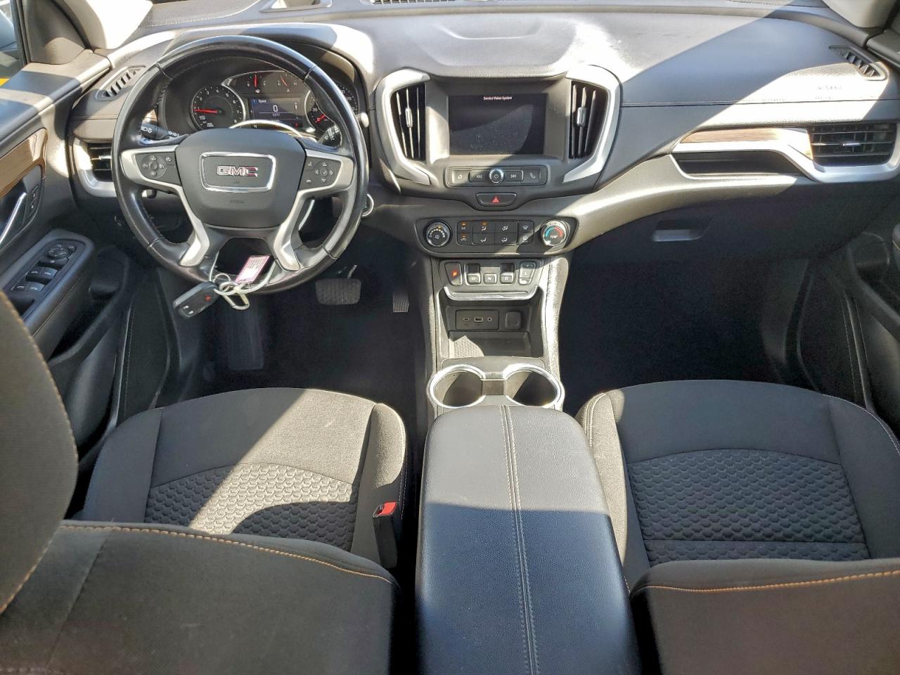 2020 GMC TERRAIN SLE photo 8