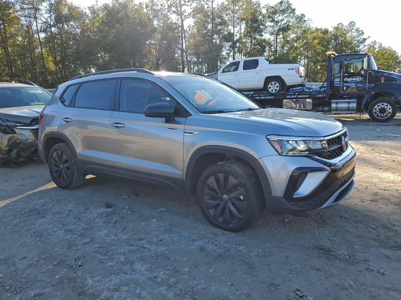 2024 VOLKSWAGEN TAOS S photo 4
