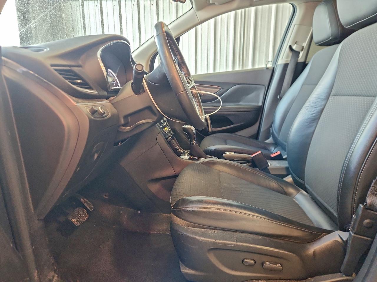 2017 BUICK ENCORE PREFERRED photo 7