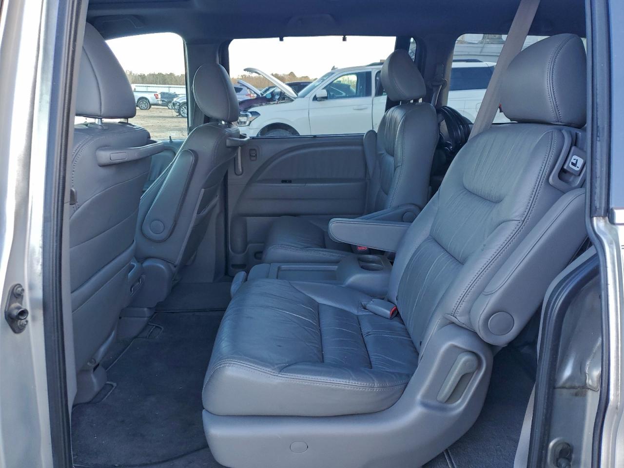 2010 HONDA ODYSSEY EXL photo 11
