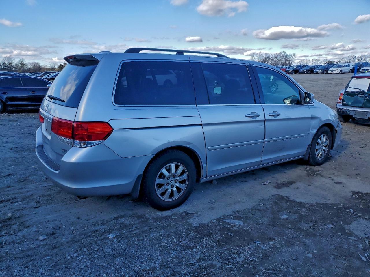 2010 HONDA ODYSSEY EXL photo 3