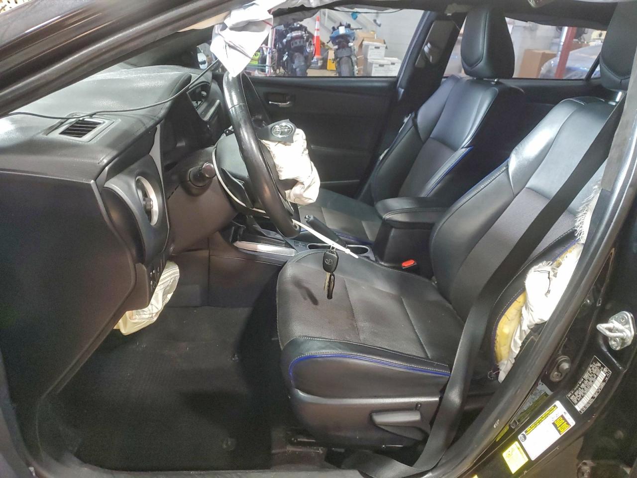 2018 TOYOTA COROLLA L photo 7