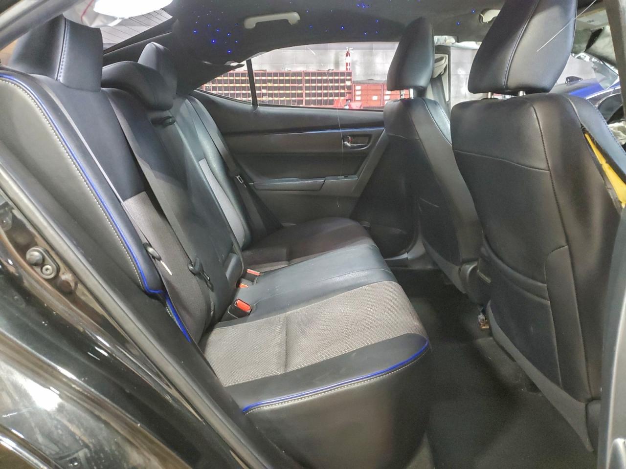 2018 TOYOTA COROLLA L photo 10