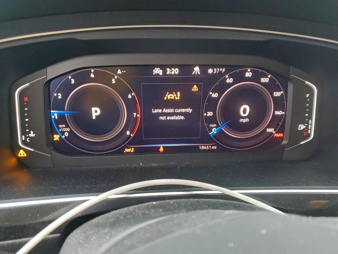 2024 VOLKSWAGEN TIGUAN SEL R-LINE BLACK photo 9