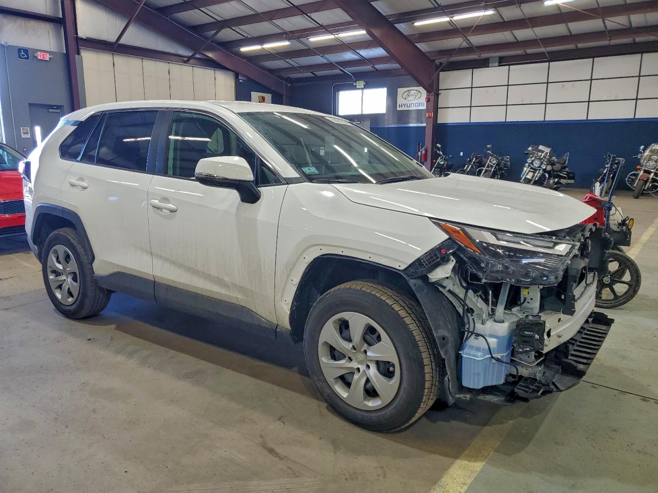 2025 TOYOTA RAV4 LE photo 4