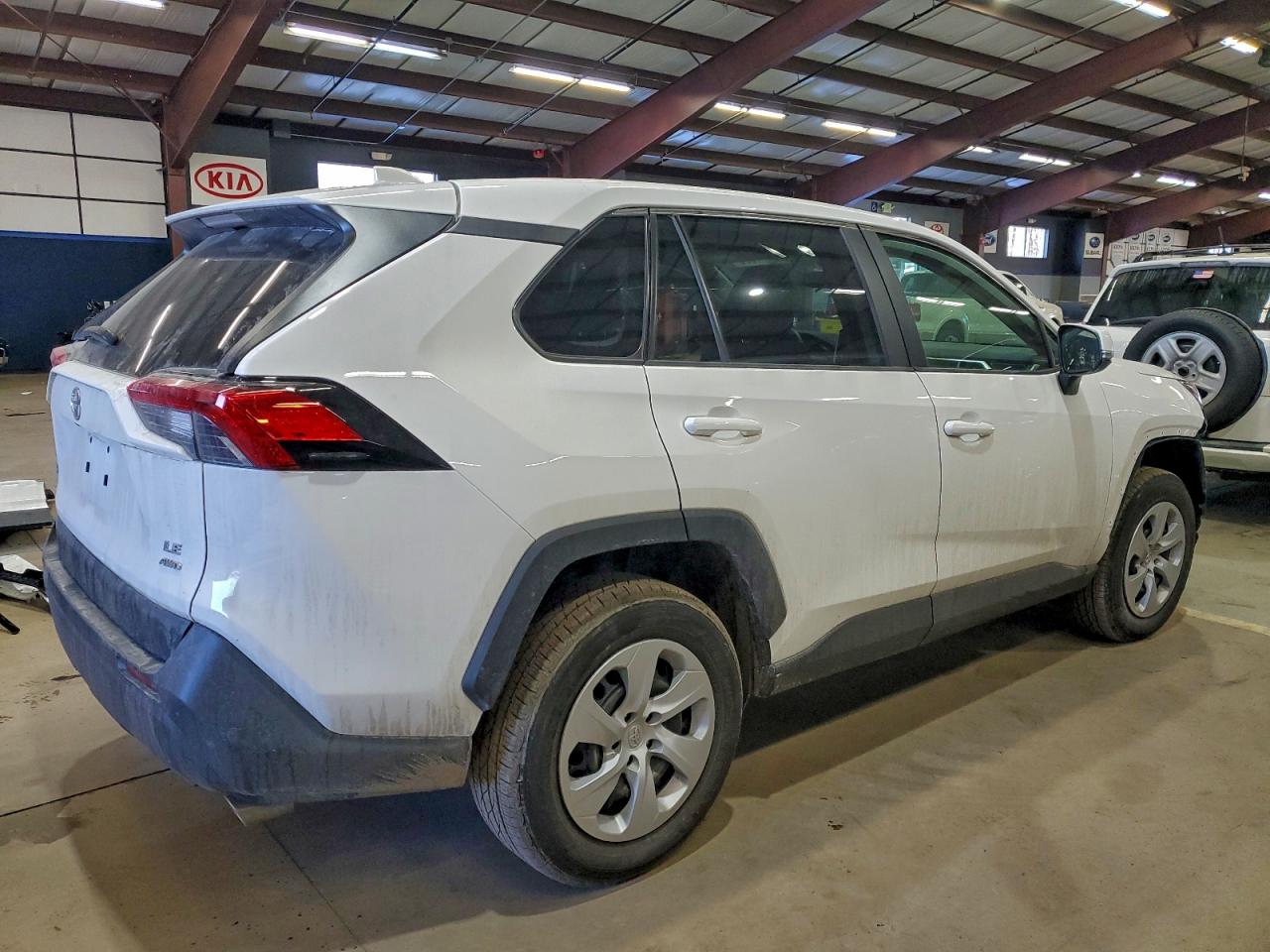 2025 TOYOTA RAV4 LE photo 3