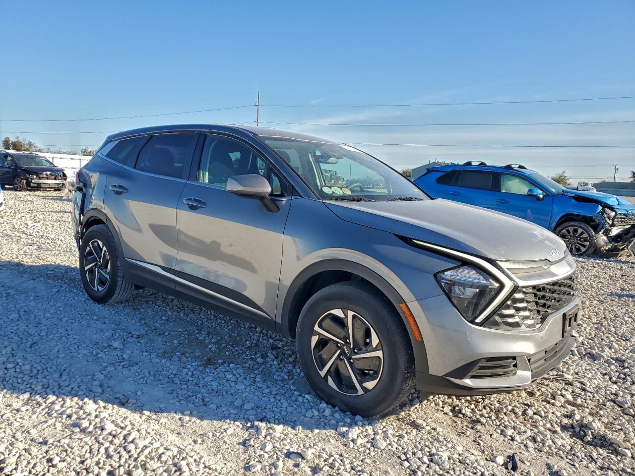 2023 KIA SPORTAGE LX photo 4