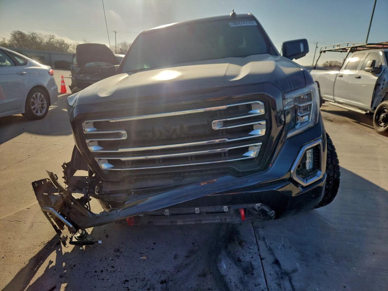 2019 GMC SIERRA K1500 AT4 photo 5