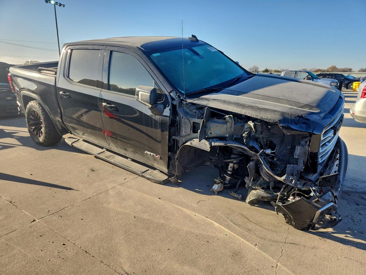 2019 GMC SIERRA K1500 AT4 photo 4