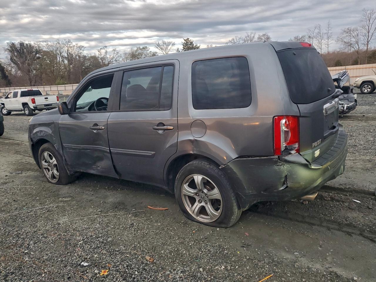 2013 HONDA PILOT EXL photo 2