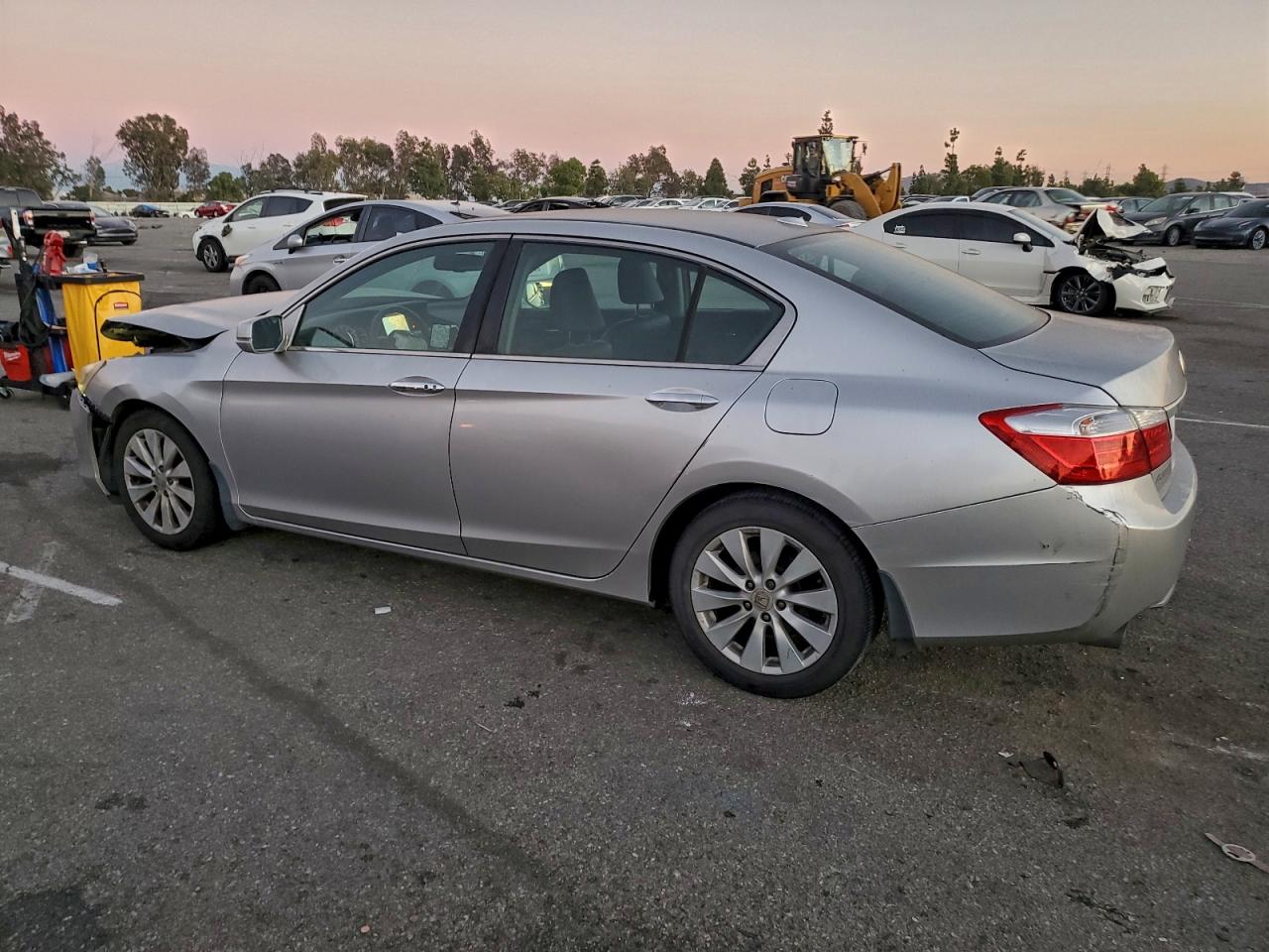 2015 HONDA ACCORD TOURING photo 2