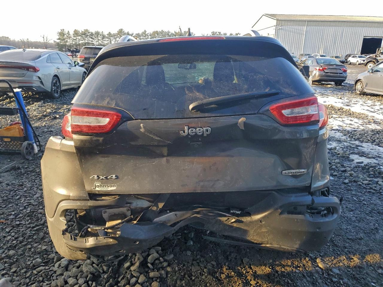 2017 JEEP CHEROKEE LATITUDE photo 6