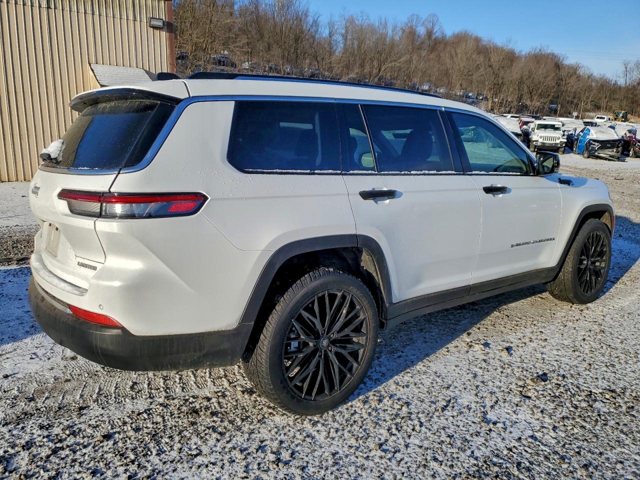 2022 JEEP GRAND CHEROKEE L LIMITED photo 5