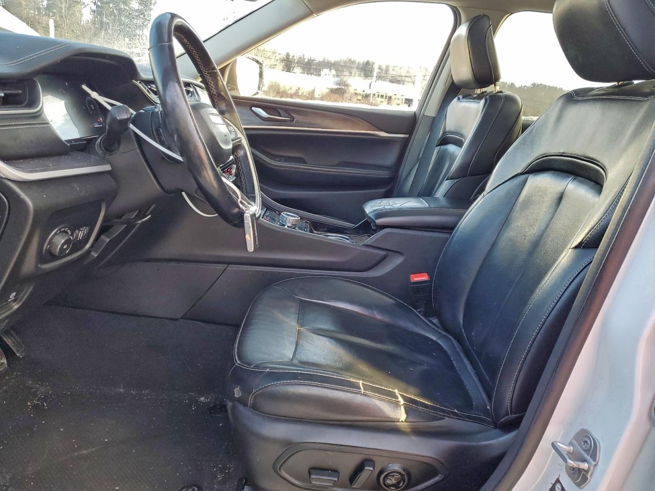 2022 JEEP GRAND CHEROKEE L LIMITED photo 13