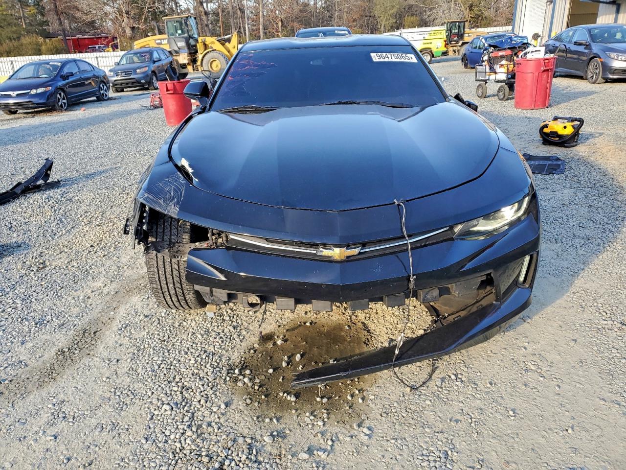 2017 CHEVROLET CAMARO LT photo 9