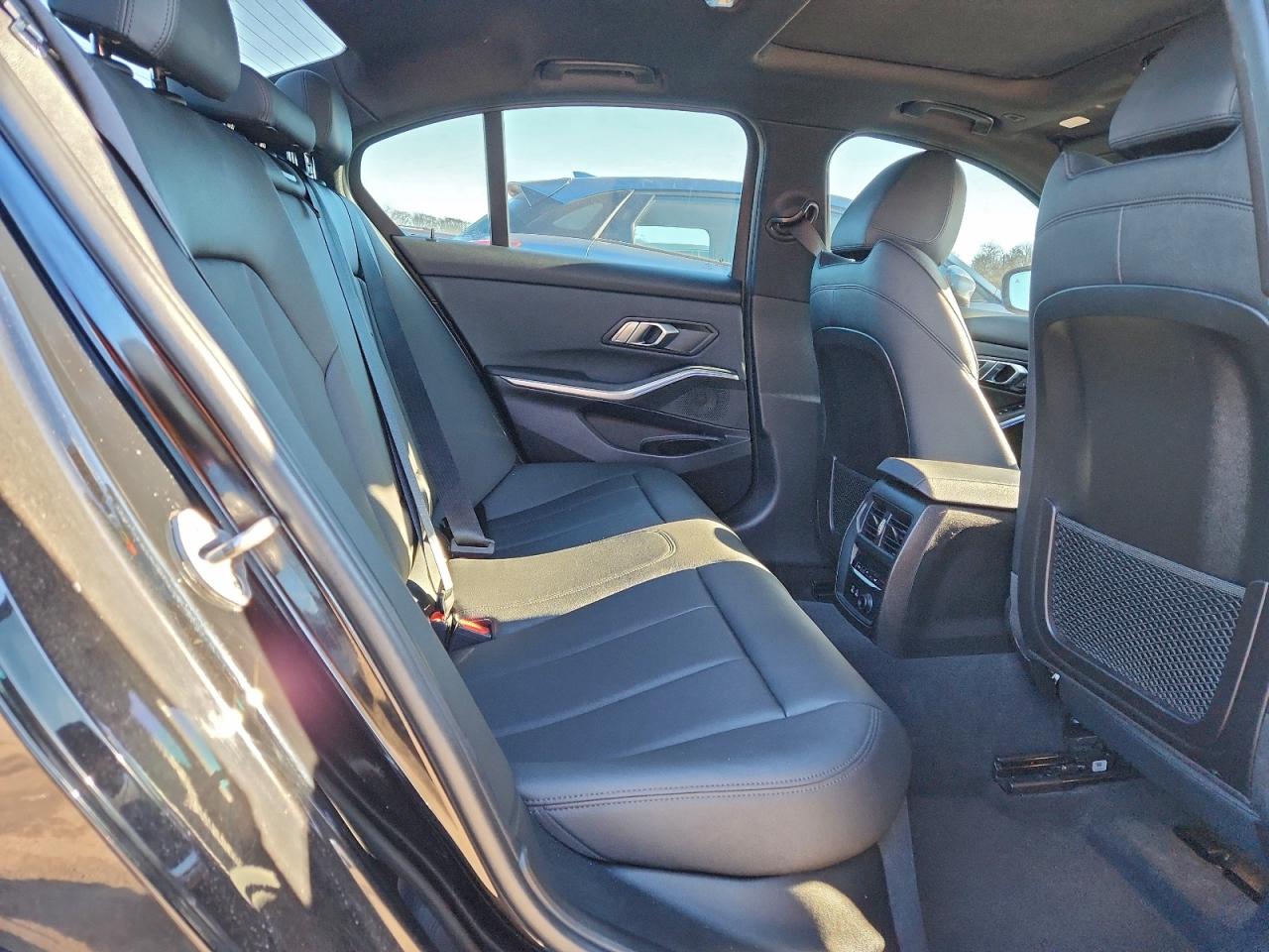 2020 BMW 330XI photo 10