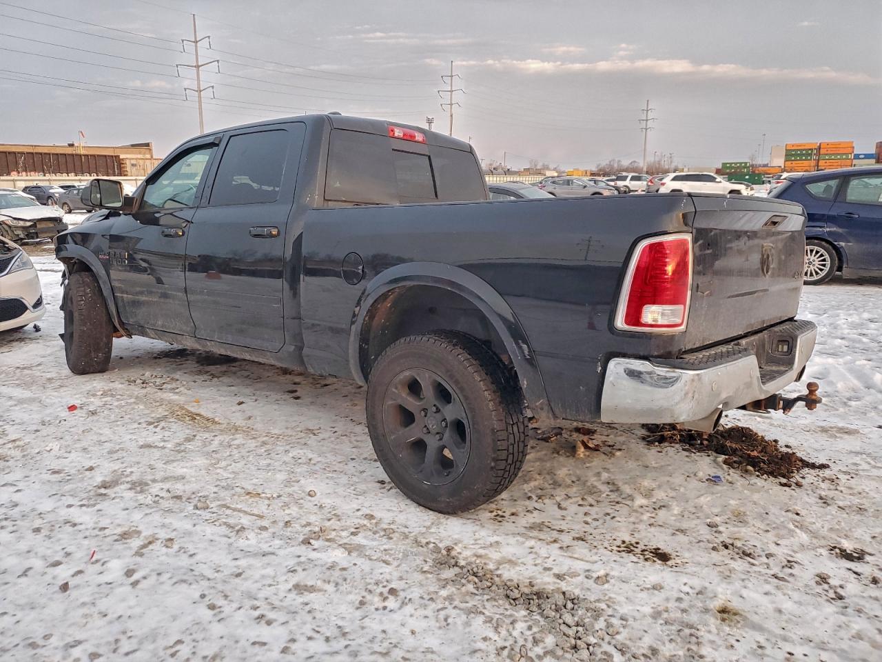 2016 RAM 1500 LARAMIE photo 2