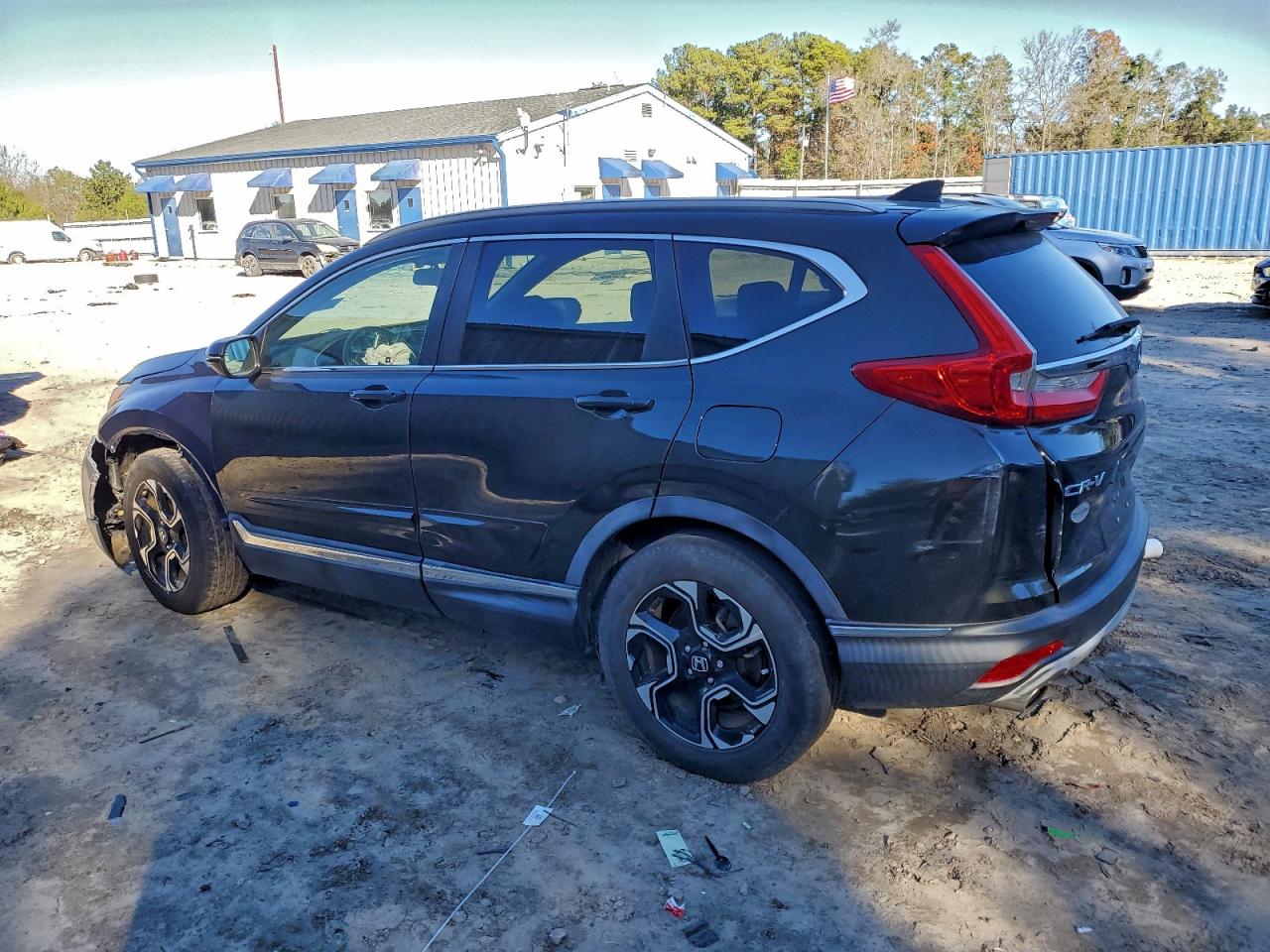 2018 HONDA CR-V TOURING photo 2