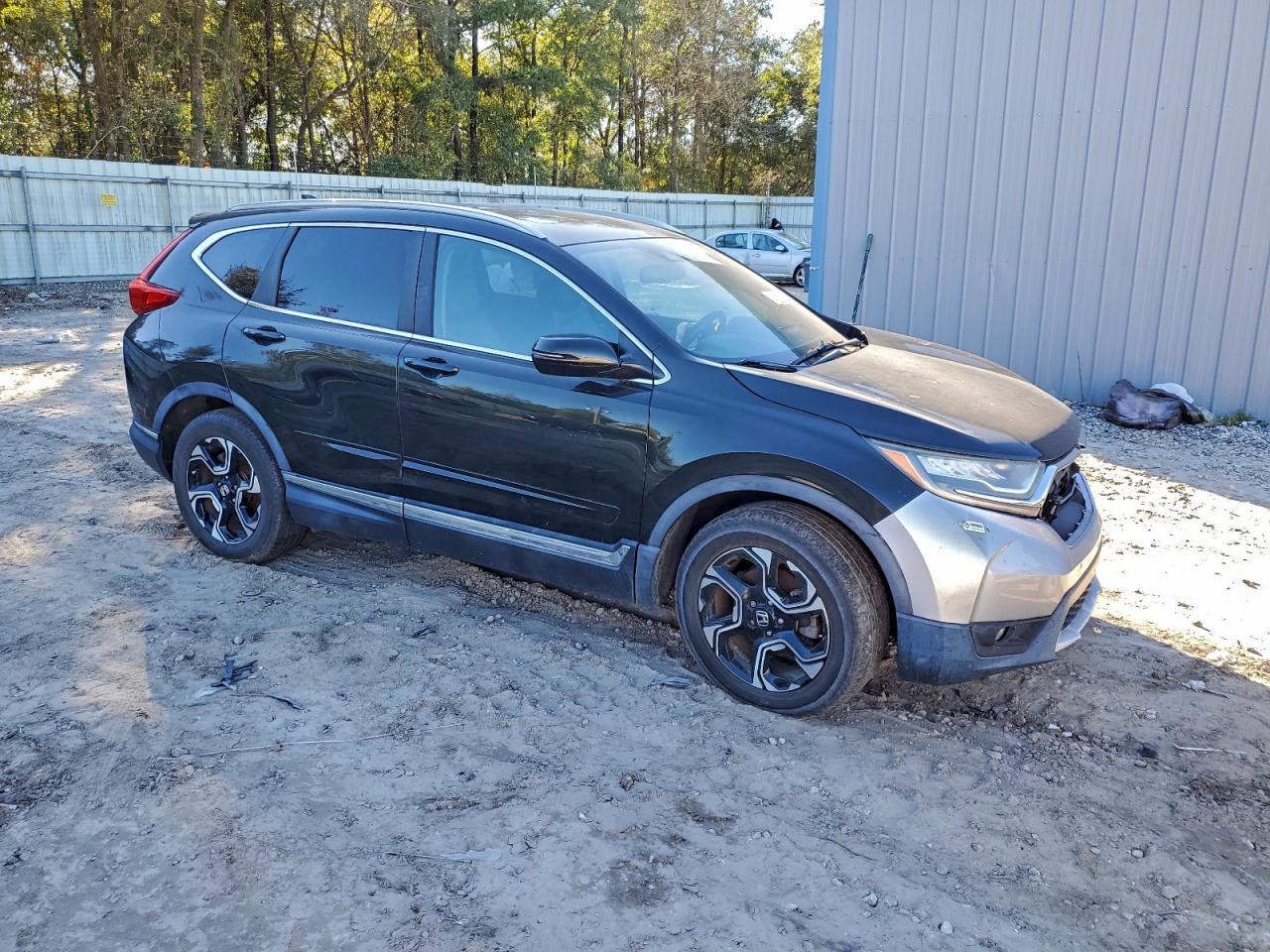 2018 HONDA CR-V TOURING photo 4