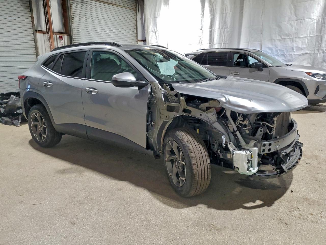 2025 CHEVROLET TRAX 1LT photo 4