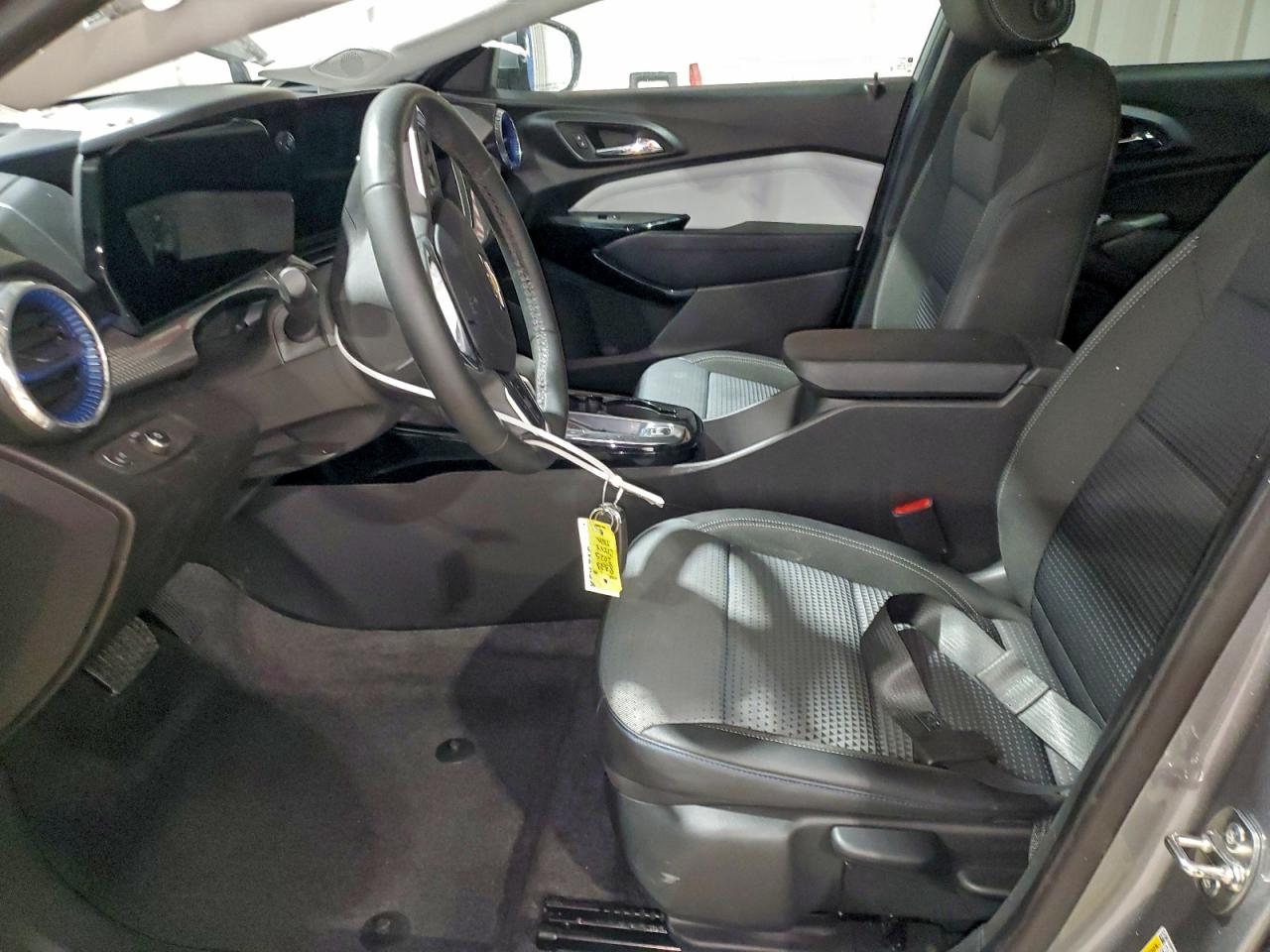 2025 CHEVROLET TRAX 1LT photo 7