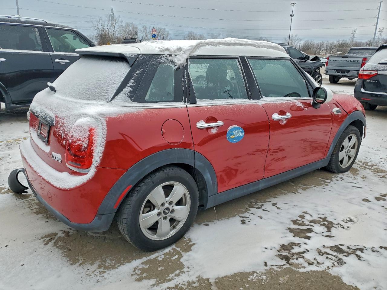 2016 MINI COOPER photo 5