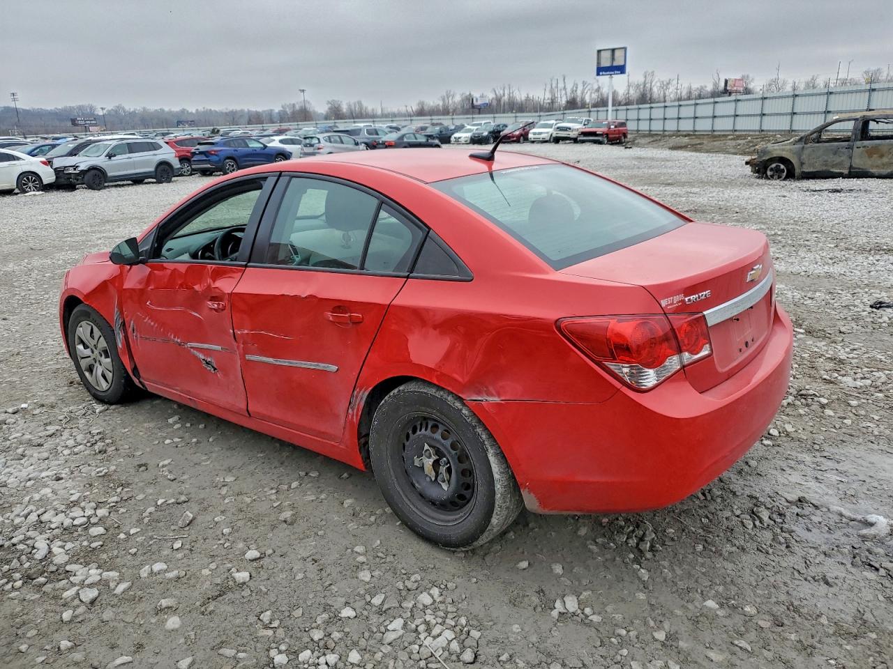 2014 CHEVROLET CRUZE LS photo 2