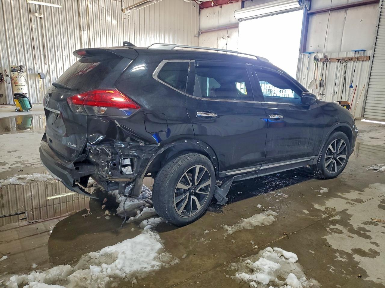 2017 NISSAN ROGUE SV photo 3