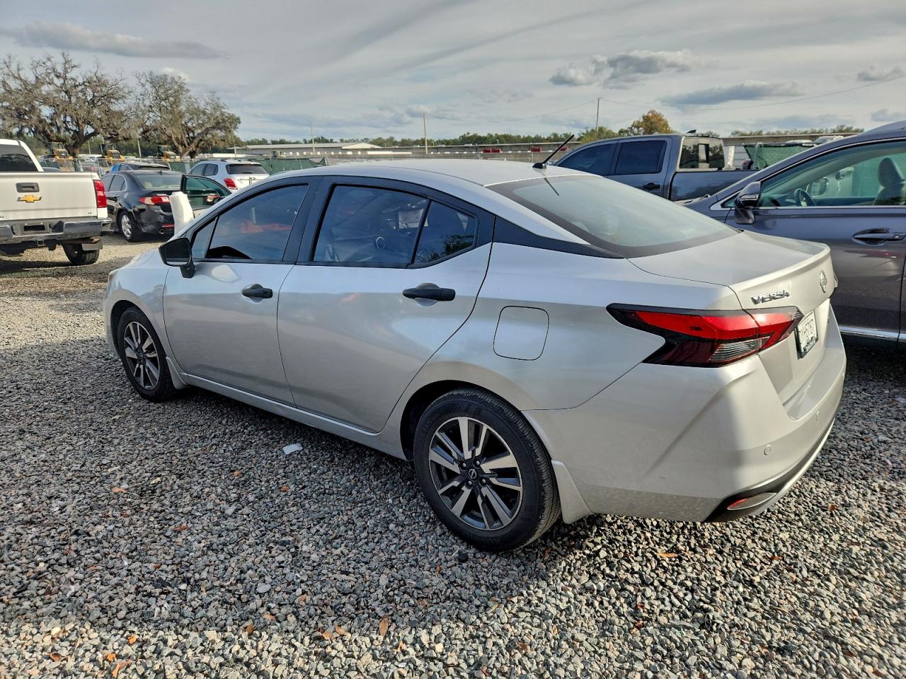 2024 NISSAN VERSA S photo 2