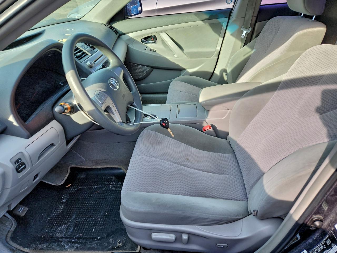 2011 TOYOTA CAMRY BASE photo 7