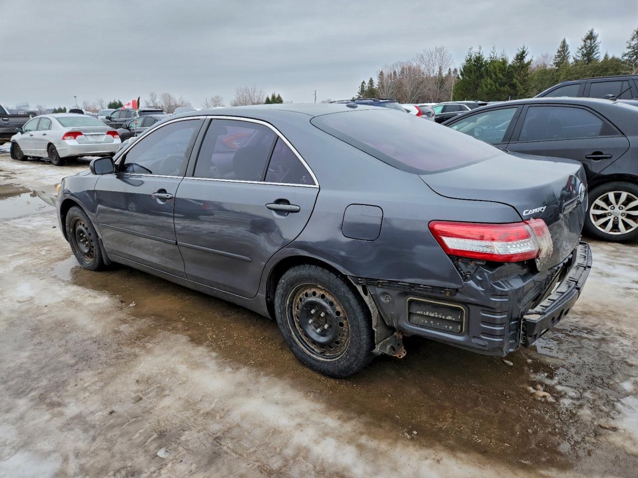 2011 TOYOTA CAMRY BASE photo 2