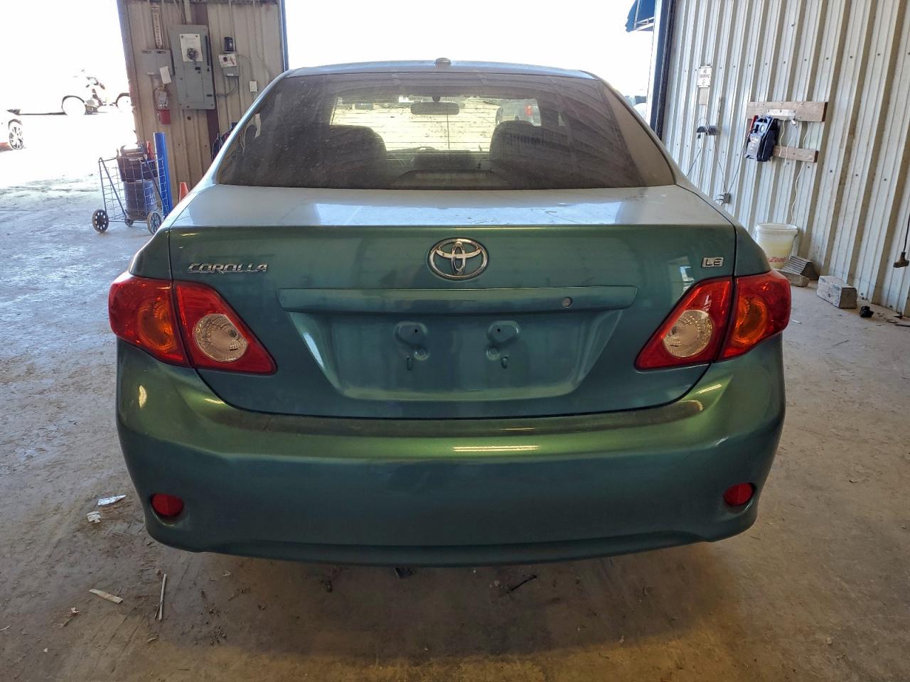 2010 TOYOTA COROLLA BASE photo 6