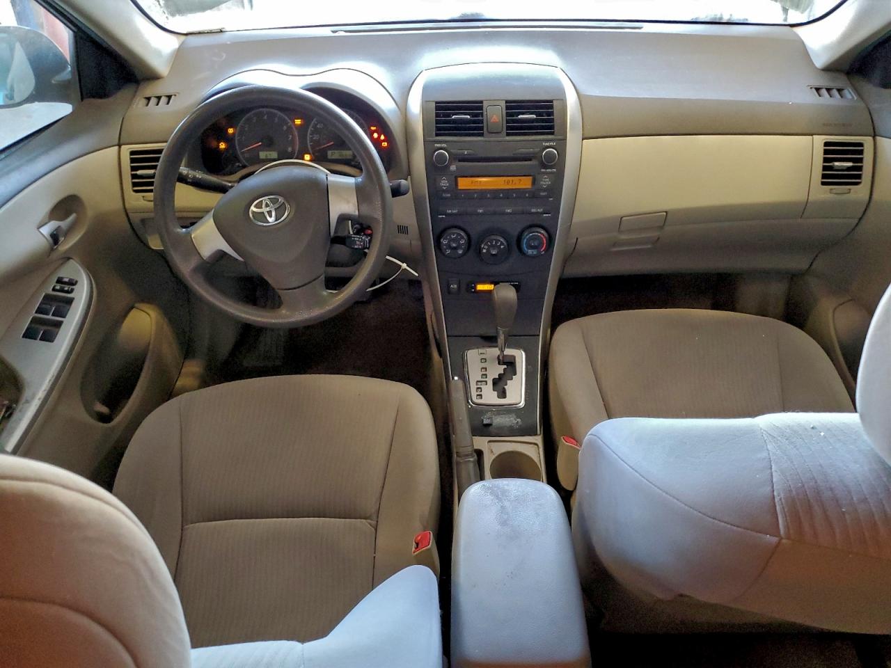 2010 TOYOTA COROLLA BASE photo 8