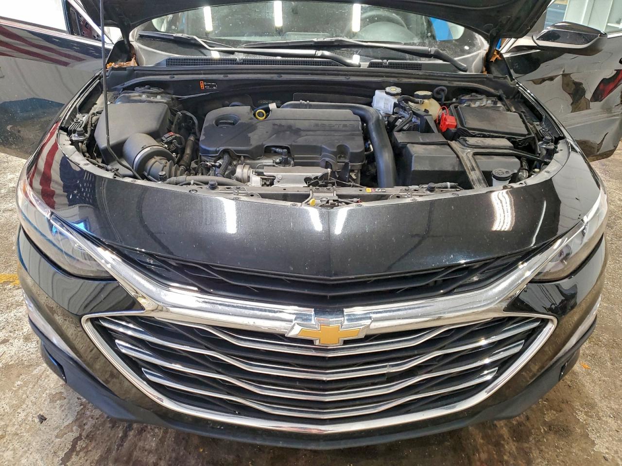 2024 CHEVROLET MALIBU LT photo 11