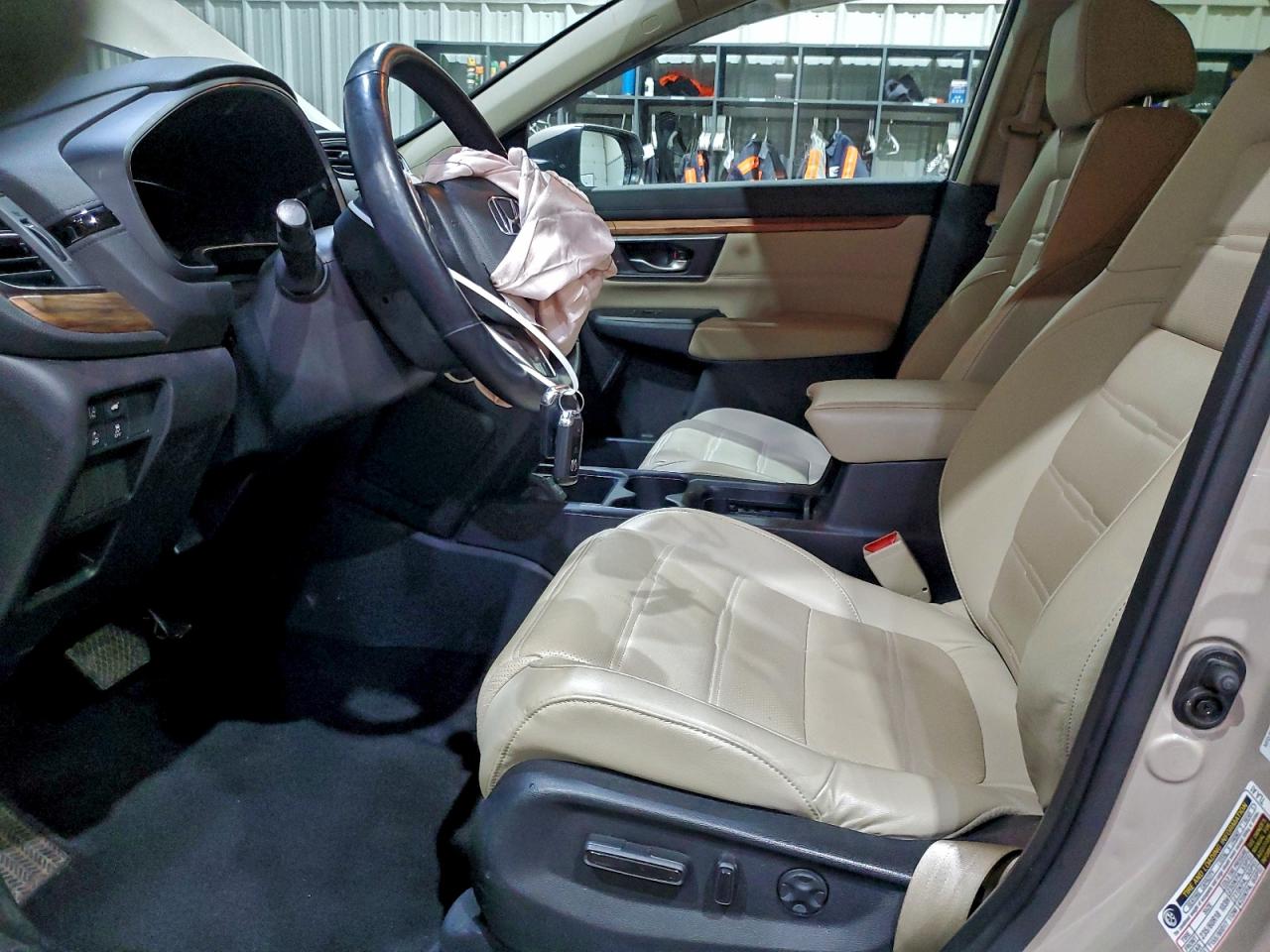 2017 HONDA CR-V TOURING photo 7