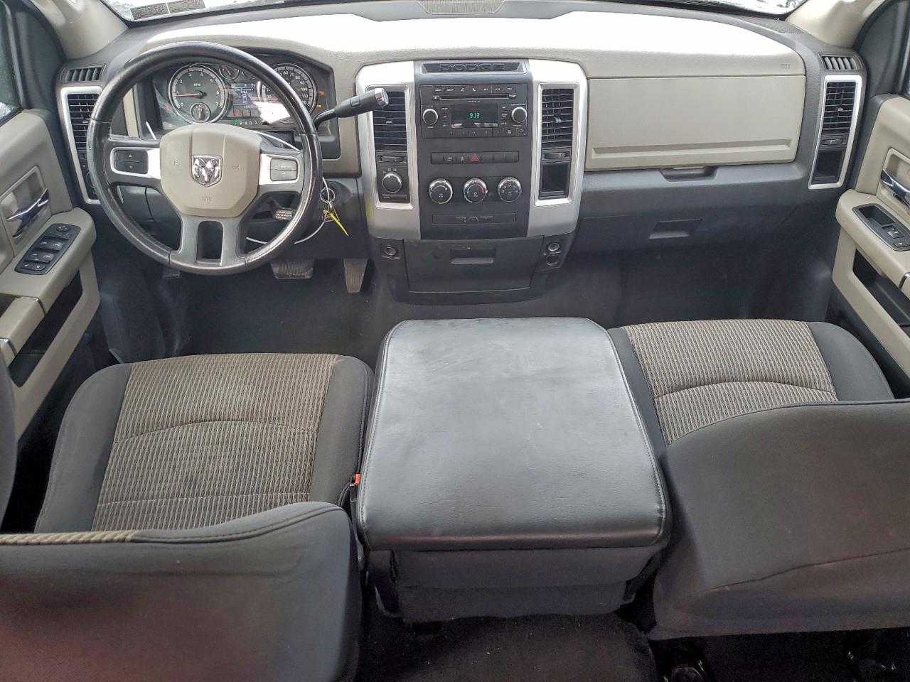 2010 DODGE RAM 1500 photo 8